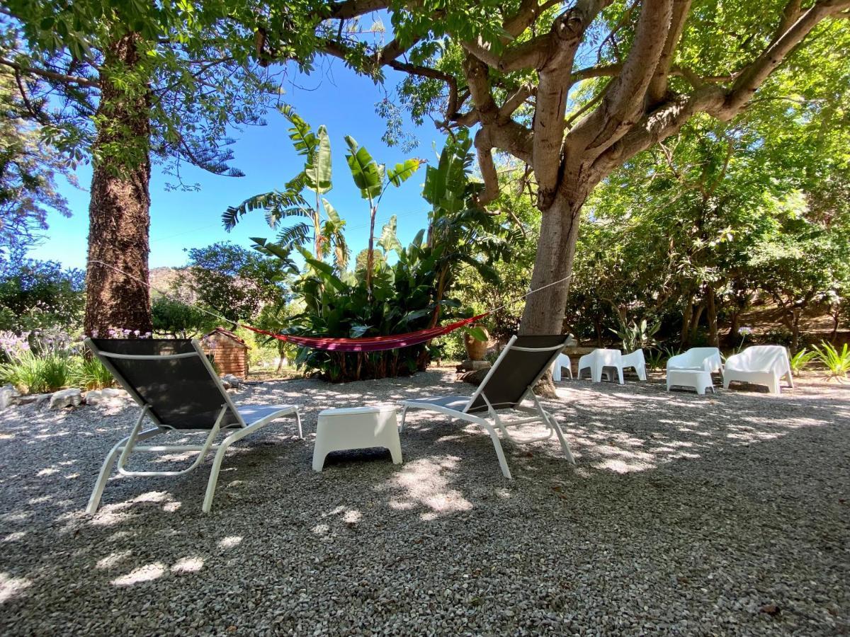 Villa Tana Pacenzia เชฟาลู ภายนอก รูปภาพ